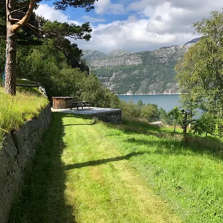 Florli 4444 Lysefjorden - Director's サンネス